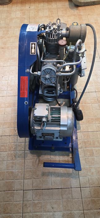 Compressor de mergulho Bauer