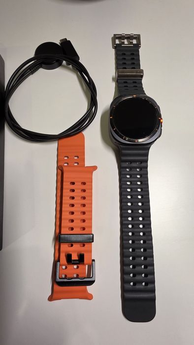 Galaxy Watch Ultra com 2 Braceletes