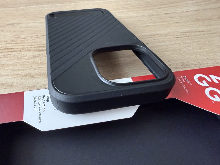 Pancerne etui Zagg iPhone 16 Pro