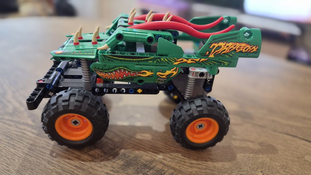 Lego Technic модель 42149
