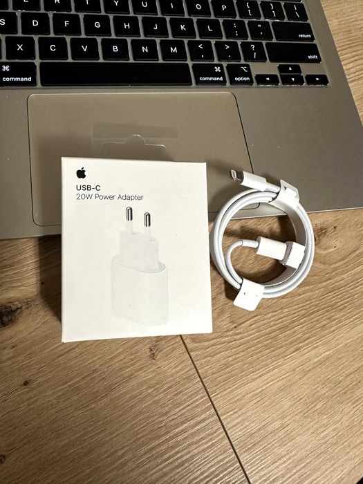 Oryginalna nowa ładowarka Apple iPhone 20W +kabel lightning - typ C 1m