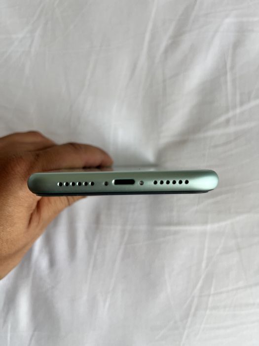 iPhone 11 – 64 GB in excellent condition64739150238081124