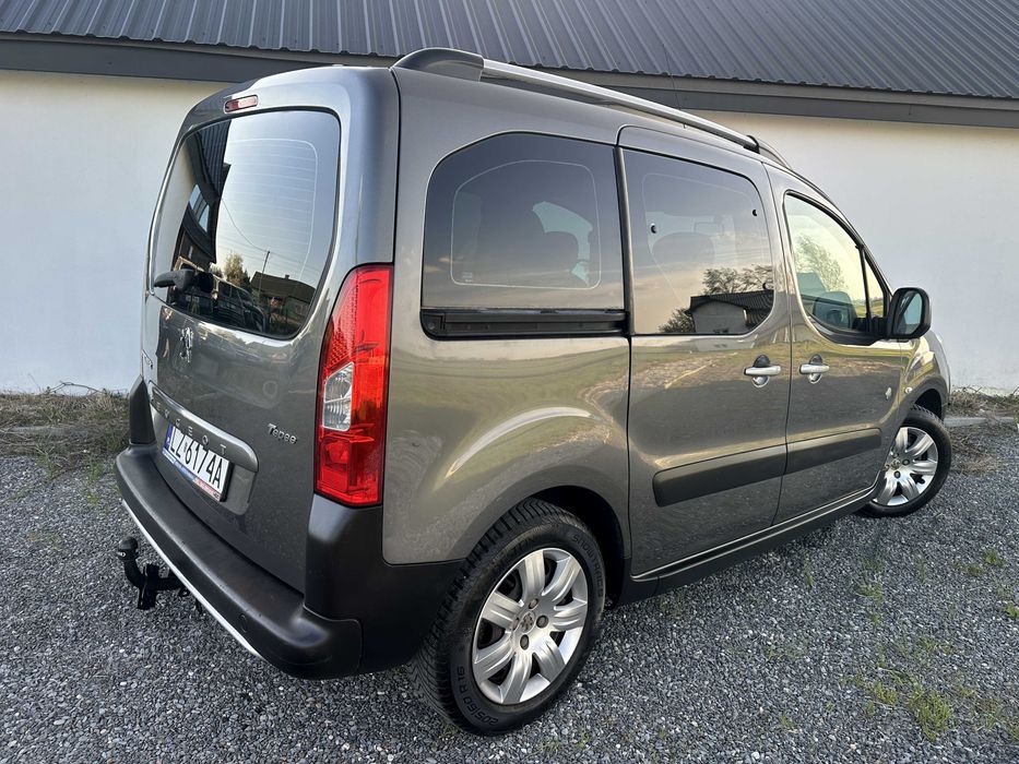 PEUGEOT PARTNER TEPEE 1.6 Benzyna Klimatronic Tempomat Hak ZADBANY !