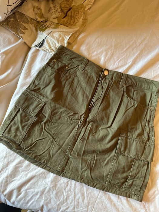 Spódnica khaki mini divided