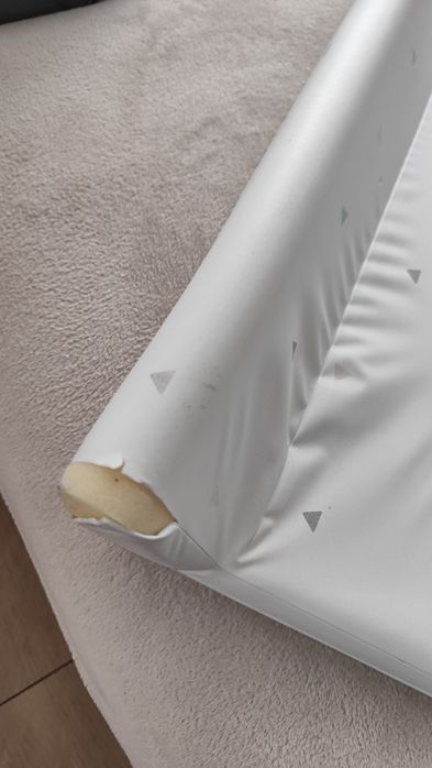 Oddam przewijak dla niemowląt