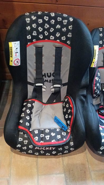 2 Cadeiras de bébé para carro