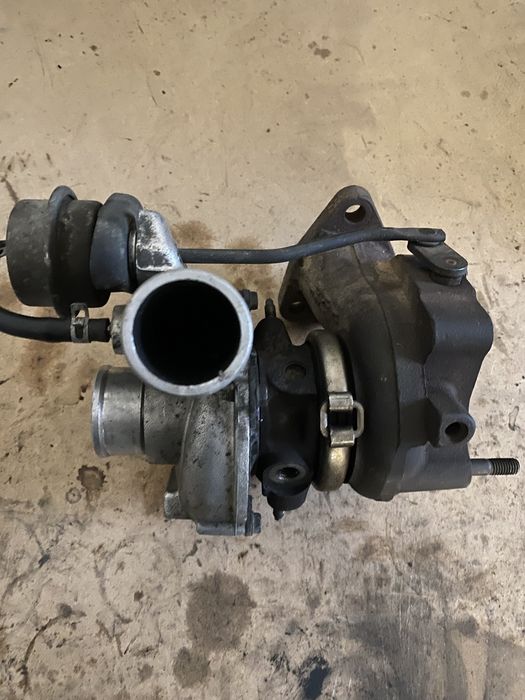 Турбіна на тойота авенсіст22 д4д