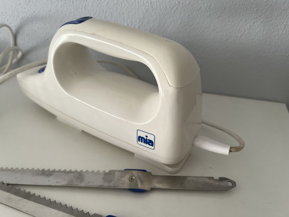 Faca eletrica Mia
