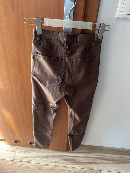 Spodnie marki stradivarius rozmiar 36