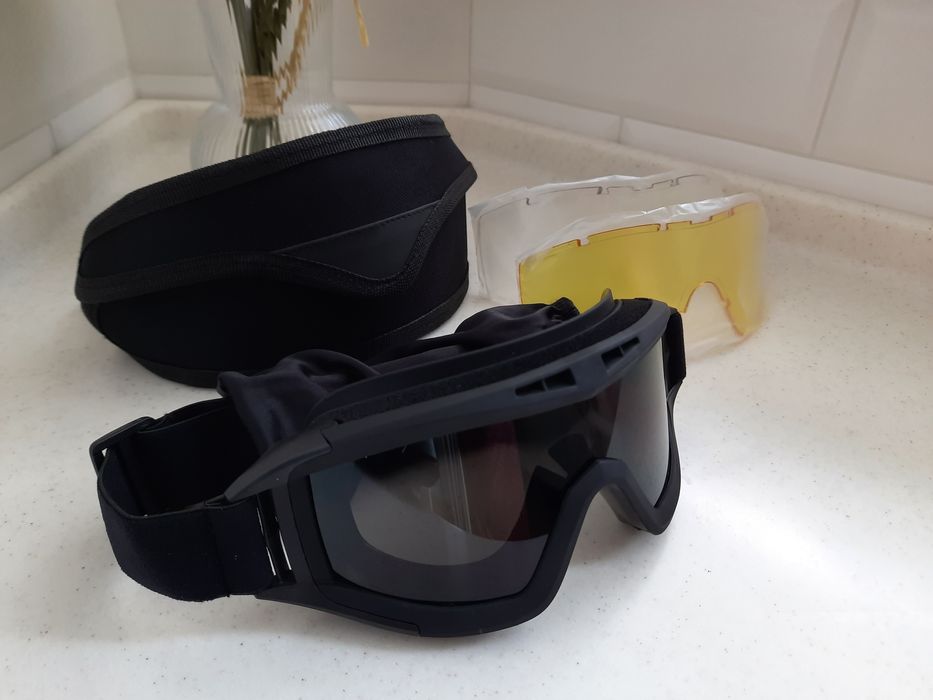 Тактичні окуляри військові