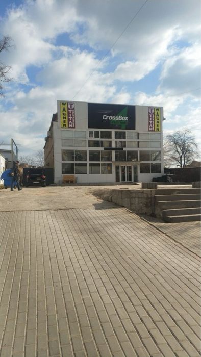 Сдам open space 300 м2 под автосалон, швейный цех, спортзал