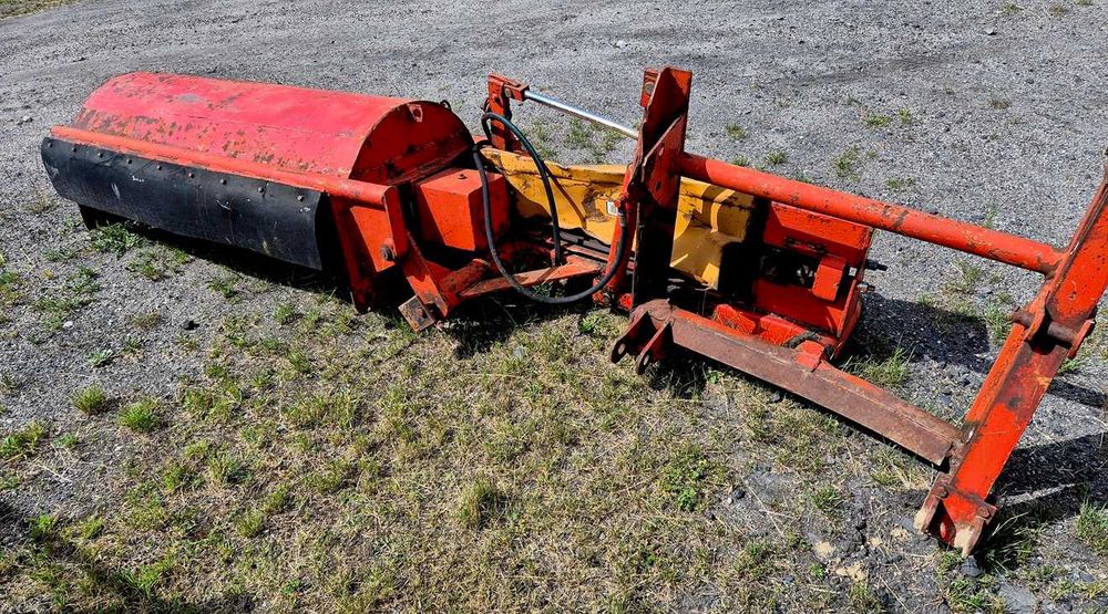 Kosiarka Bijakowa Mulczer Ducker 150 Czołowa 02r