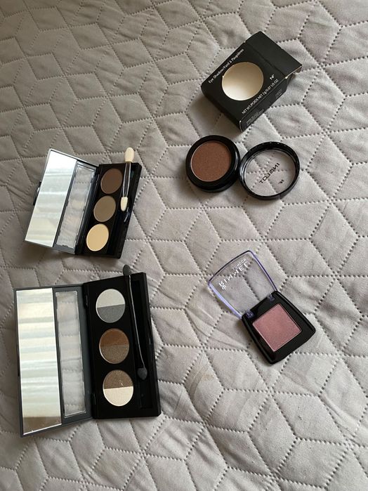 Kosmetyki cienie do powiek, brwi -nowe +2 gratis