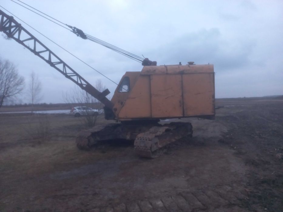 Продам екскаватор