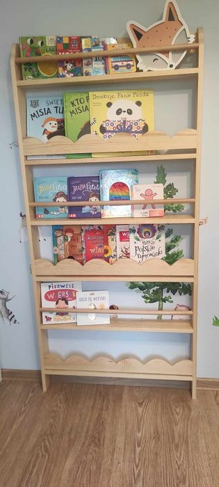 Duży regał chmurka