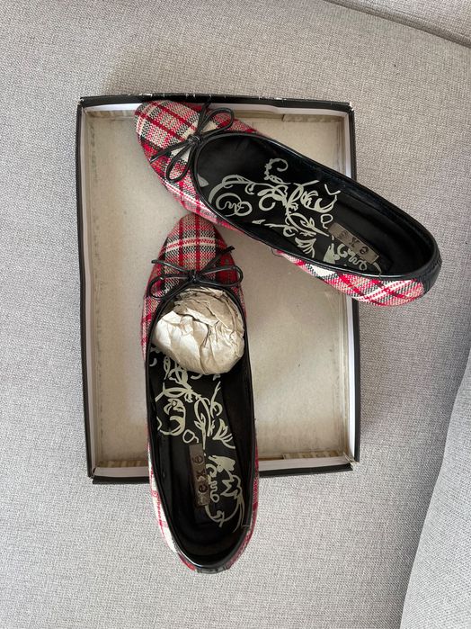 Sapatos salto alto