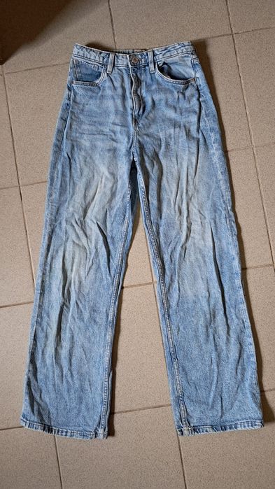 Стильные джинсы клеш H&M