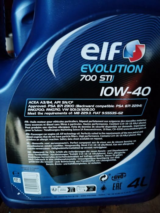 Sprzedam opel Elf 10w-40