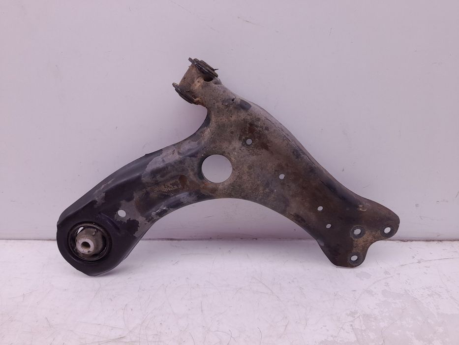 Braço de suspensão frente direito SEAT Ibiza IV SportCoupe Van (6J1, 6