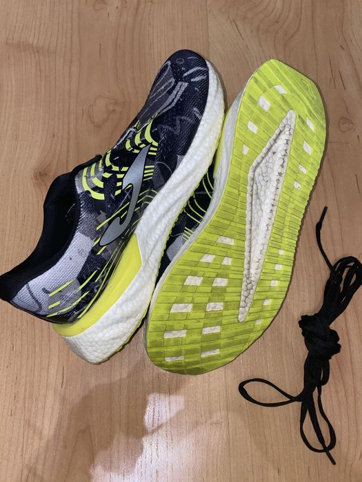 Tenis de corrida da Joma