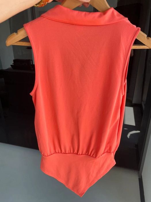 Elastyczne body koralowe pomarańczowe w r XS elastyczne dekolt w serek