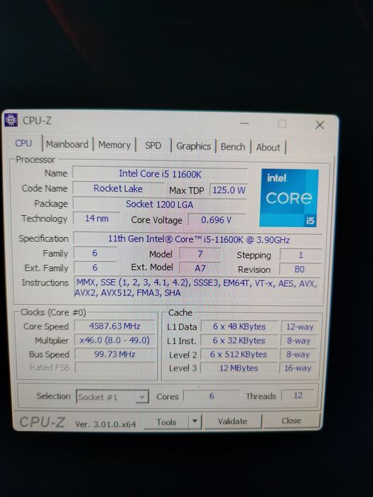 i5 11600K z GTX 1660 Super oraz monitor Asus