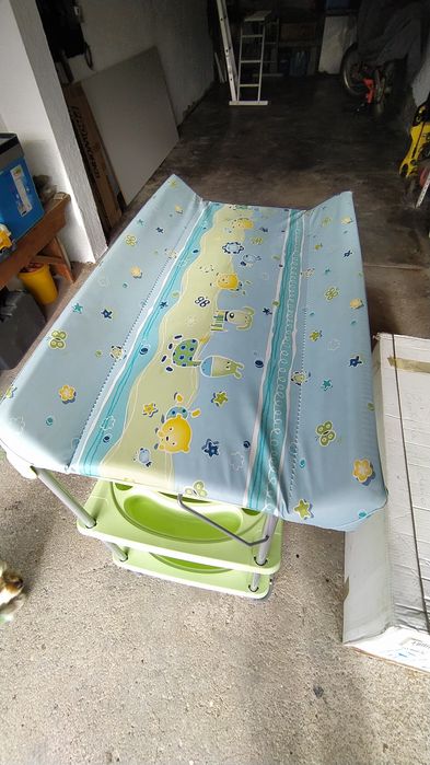 Banheira fraldário Brevi