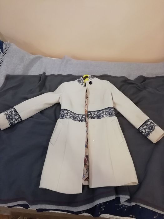 Жіноче пальто нове Glem