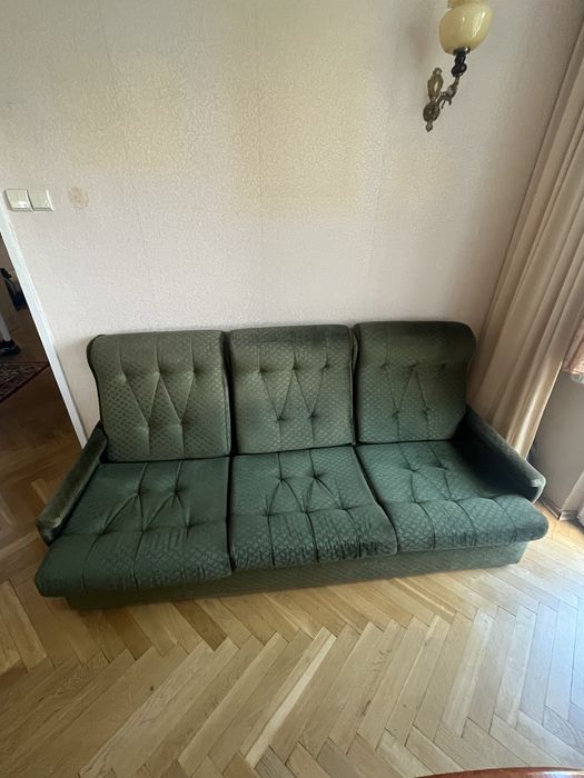 Zielona ladna kanapa