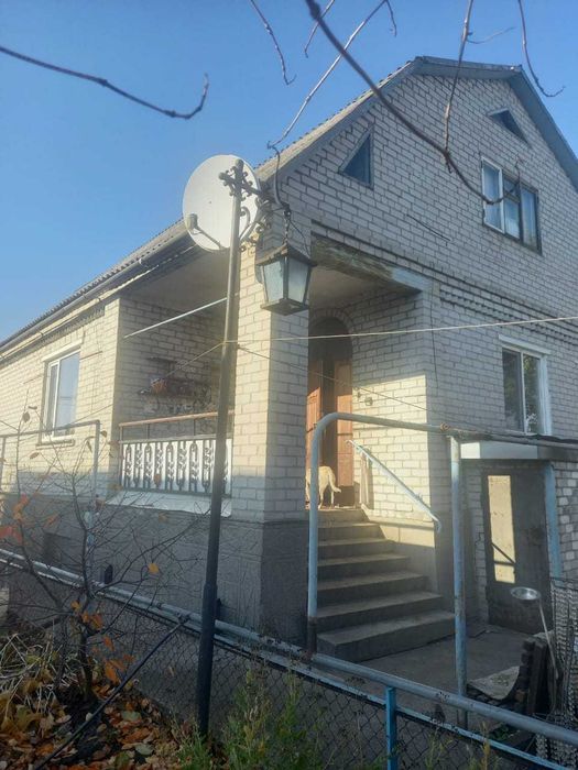 Продаётся кирпичный дом