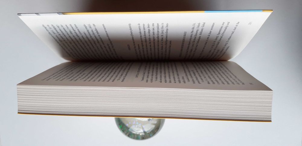 Livro "Tenha um bom dia" de Caroline Webb