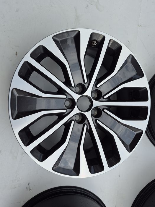 Felgi 5x108 Jaguar r18 7.5j et45