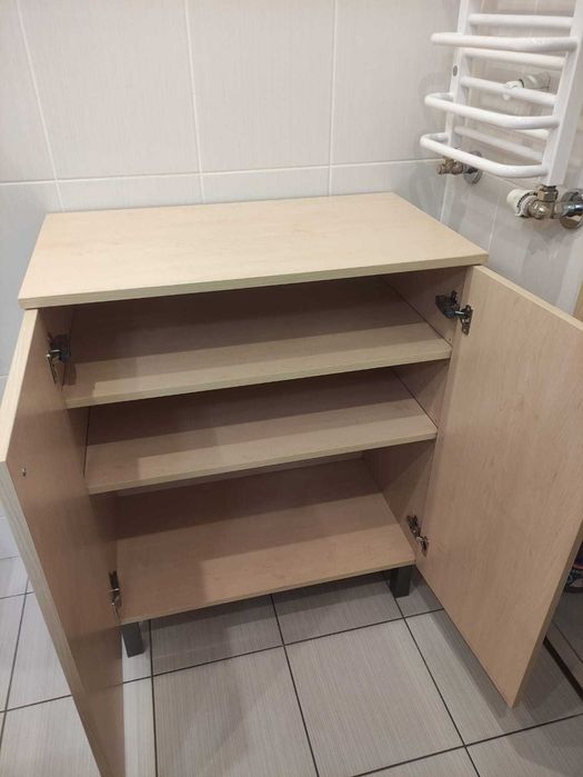 Szafka łazienkowa stojąca