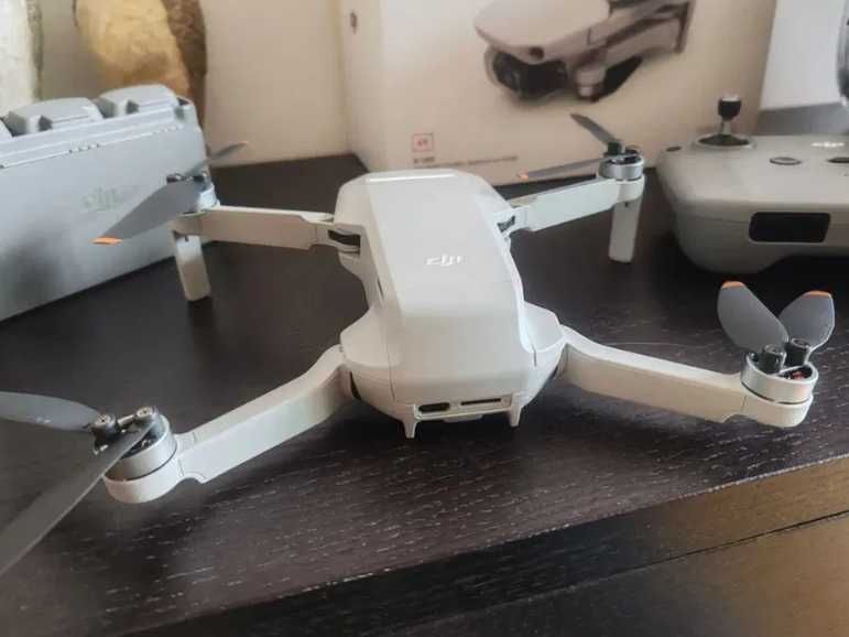 Drone DJI Mini 4K Fly More Combo - NOVO/Fatura/Garantia