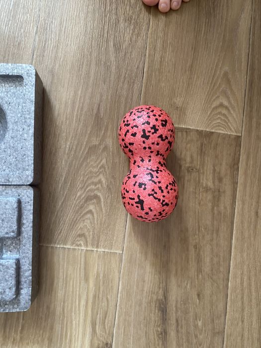 Масажний набір: блок для йоги + подвійний масажний м’яч (арахіс)