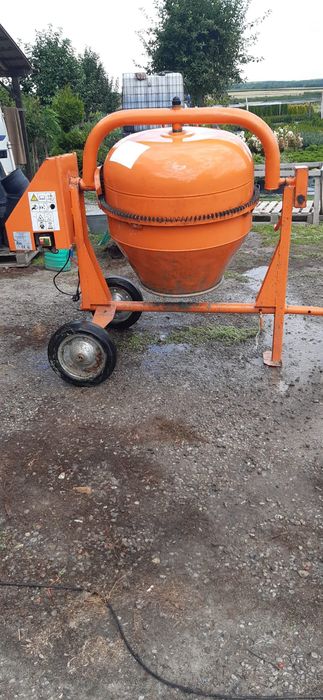 Betoniarka Altrad Belle 200l na gniazdko 230v