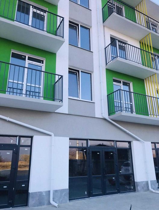 Продаж комерційного приміщення без ремонту у новобудові, місто Винники