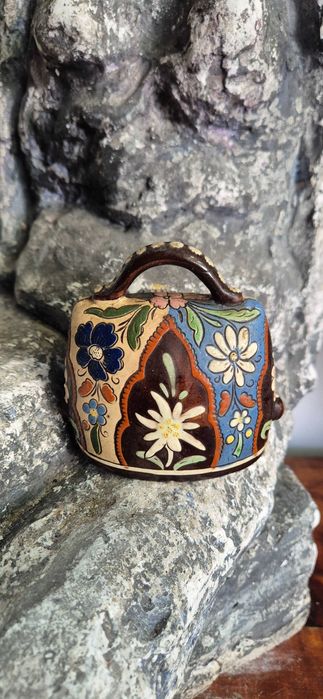 Antyk ręcznie malowany alpejski ceramiczny dzwonek Emaux de Thoune