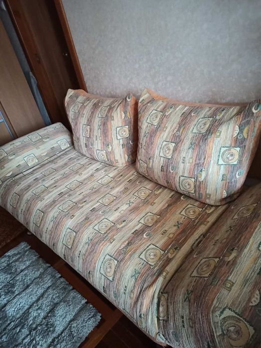 Розкладний диван-ліжко