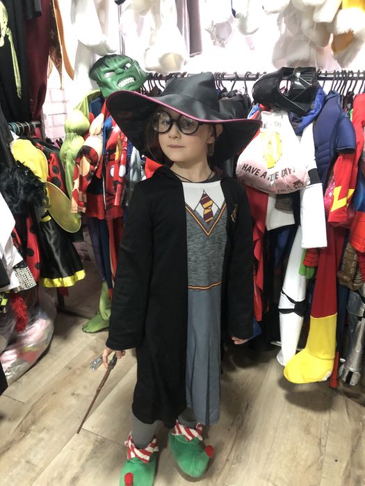 Прокат новорічних та святкових   костюмів для дітей та дорослих