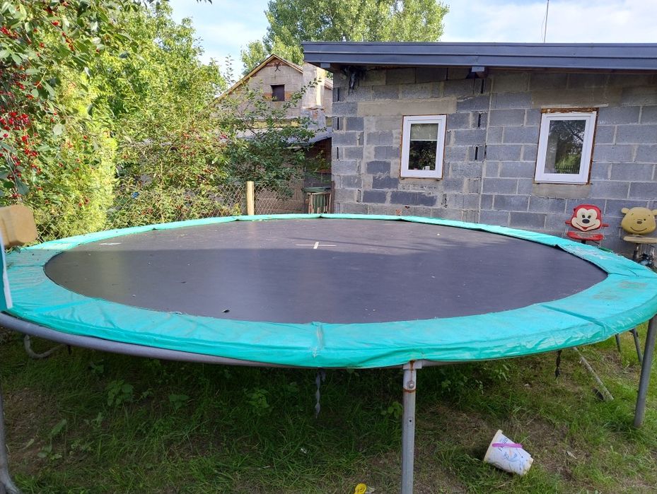 Trampolina dla dzieci