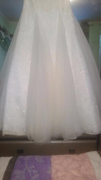 Весільна сукня