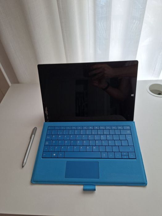 Microsoft Surface Pro 3 (2015) | com ecrã partido