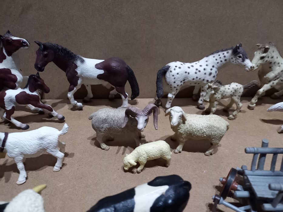 Figurki zwierząt Farma