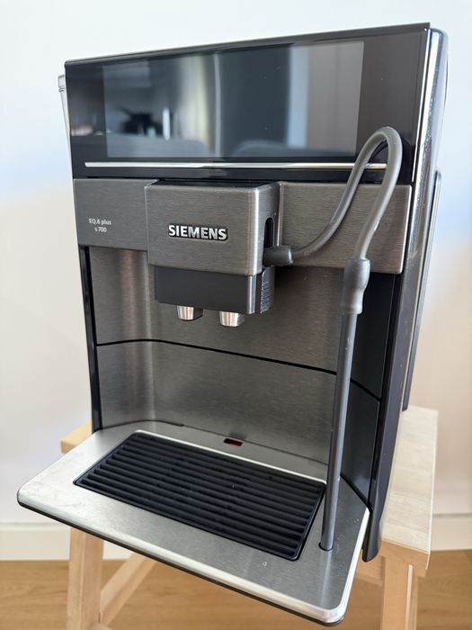 Ekspres Siemens EQ6 plus s700 TE657319RW Szerokość 28cm