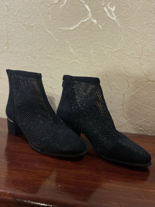 Весняні ботинки