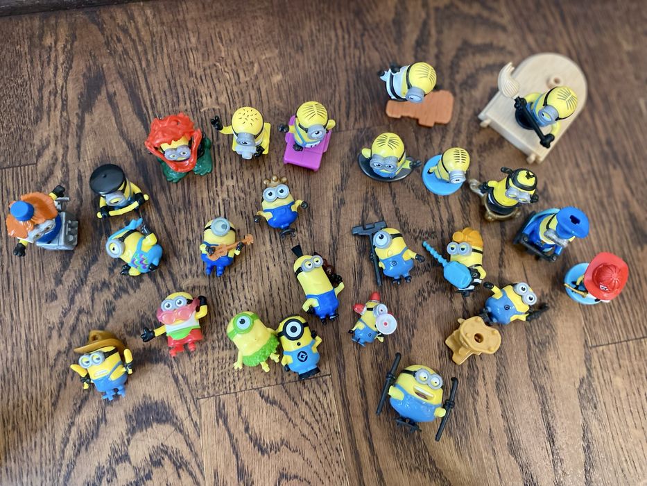 Міньйони колекція кіндер