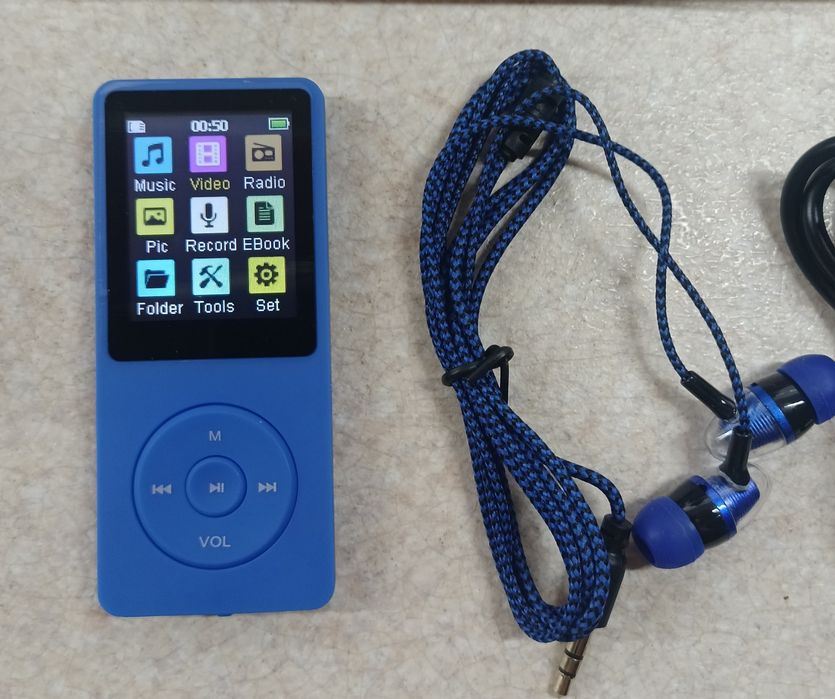 Mp 3 плеер 16 Гб.