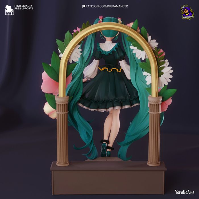 Hatsune Miku - figurka inspirowana wirtualną piosenkarką.