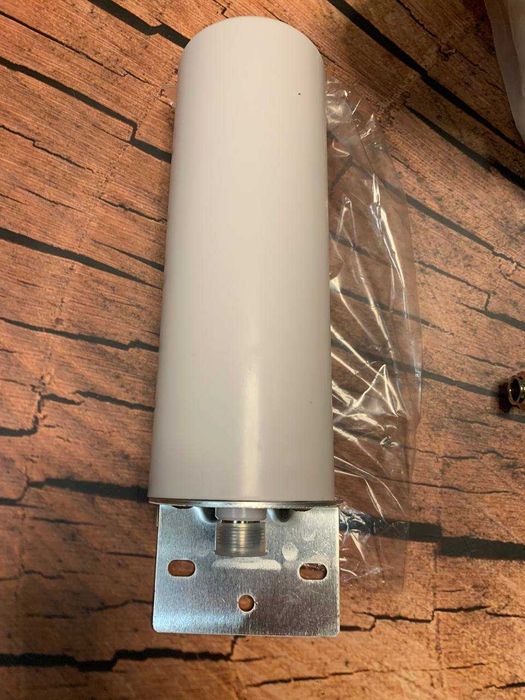 GSM репитер 4  диапазона 850 900 1800 2600 , усилитель связи 3G 4G LTE